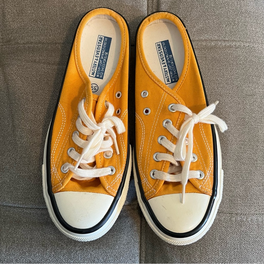 Women’s Even Star Mustard Yellow Slip on Sneakers Size 39